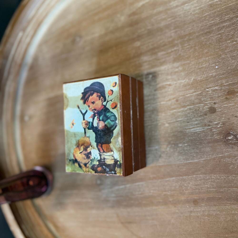 M.J.Hummel MUSIC BOX WOODEN WITH LITTLE Shepard BOY&LAMB MADE IN JAPAN